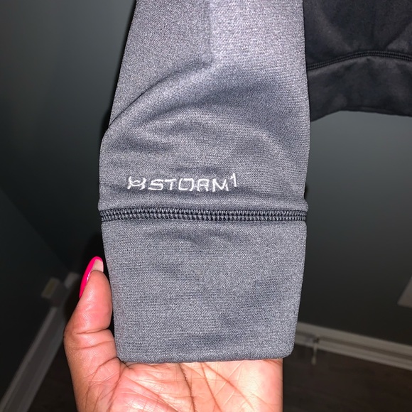 Under Armour hoodie - Picture 2 of 5